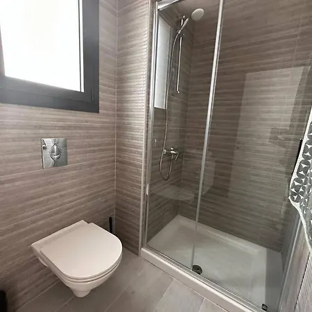 Cozy 3 Bedroom 300m From The Sea Lejlighed *